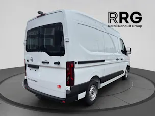 Nissan INTERSTAR Van L2H2 130 PS 6MT Acenta