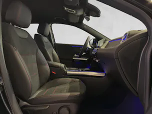 Mercedes-Benz GLA 200 7G-DCT