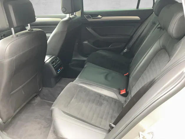 VW Passat Variant 2.0 TDI BMT Highline DSG 4Motion