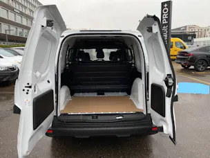 Renault Kangoo Van EV45 Standard L2 22kW Advance 5-Platz