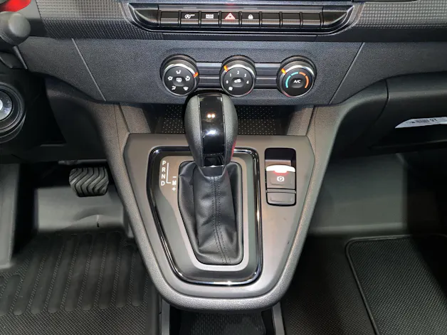 Renault Kangoo Van 1.3TCe Standard L2 DoppelKabine 5-Platz 130 PF Advance EDC
