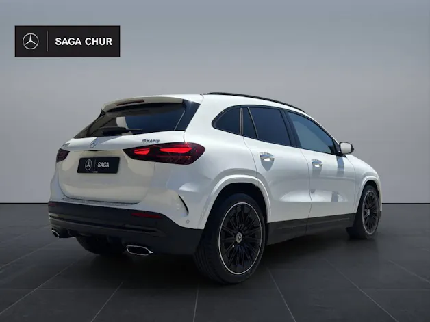 Mercedes-Benz GLA 250 Swiss Star AMG Line 4matic