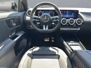 Mercedes-Benz GLA 250 Swiss Star AMG Line 4matic