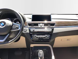 BMW X1 F48 25i xDrive SAG