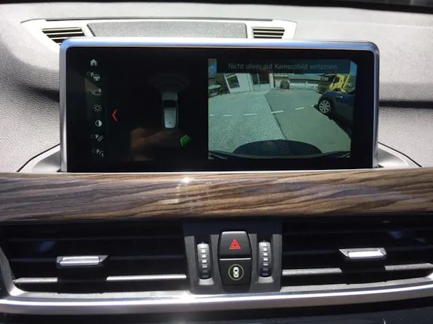 BMW X1 F48 25i xDrive SAG