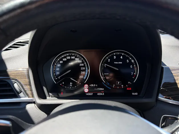 BMW X1 F48 25i xDrive SAG
