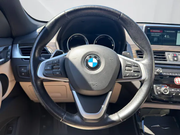 BMW X1 F48 25i xDrive SAG