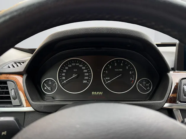 BMW 320i xDrive Gran Turismo
