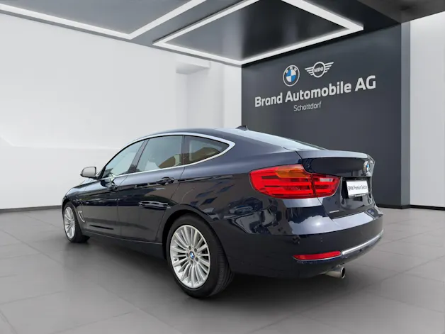 BMW 320i xDrive Gran Turismo