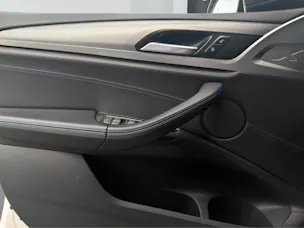 BMW X3 20d xDrive paddles