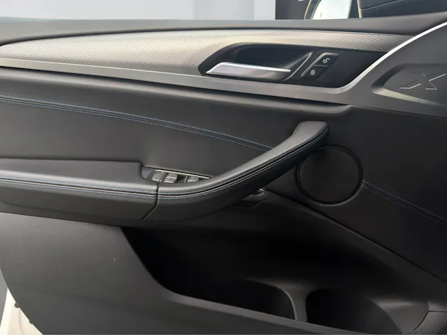 BMW X3 20d xDrive paddles