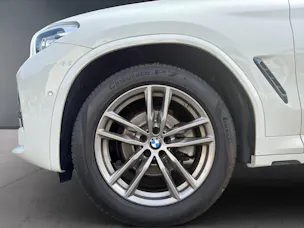 BMW X3 20d xDrive paddles