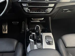 BMW X3 20d xDrive paddles