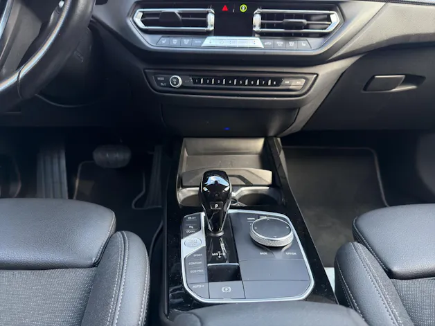 BMW 118i Sport Line