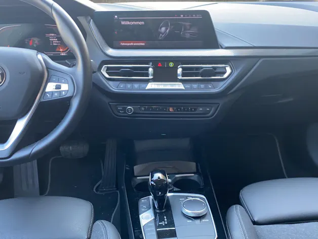 BMW 118i Sport Line