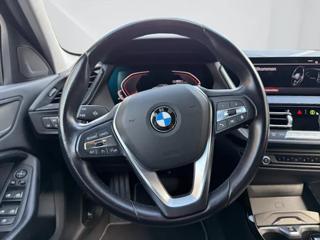 BMW 118i Sport Line
