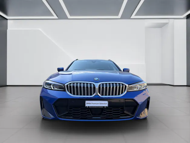BMW 330e xDrive SAG Touring