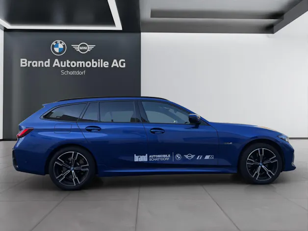 BMW 330e xDrive SAG Touring