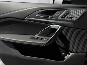 BMW iX2 30 xDrive