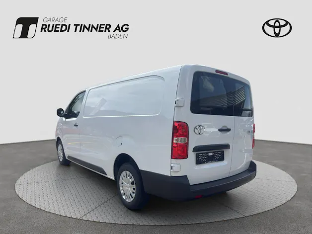 Toyota PROACE Van L2 2.0 D Advanced