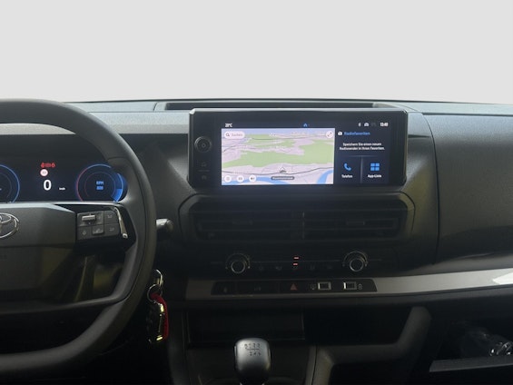 Vehicle image 14 Vehicle image 14