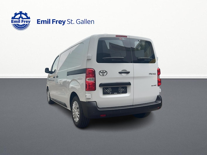 Vehicle image TOYOTA PROACE