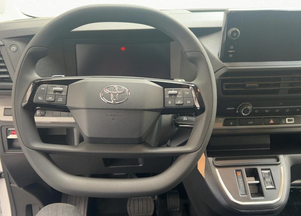 Vehicle image 6 Vehicle image 6