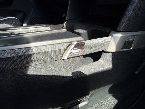 Vehicle image 8 Vehicle image 8