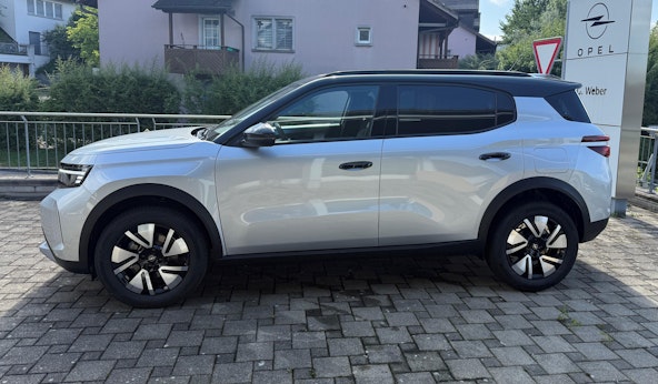 Vehicle image 2 Vehicle image 2