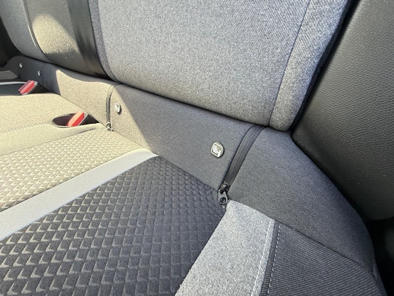 Vehicle image 13 Vehicle image 13