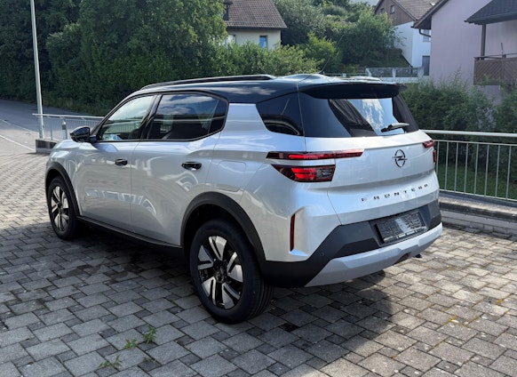 Vehicle image 3 Vehicle image 3