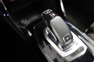 Vehicle image PEUGEOT 2008 1.2 PureTech 130 GT Pack