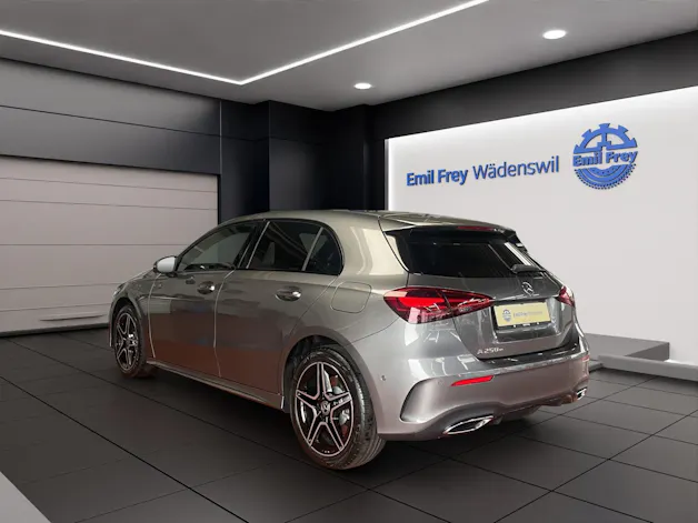 Mercedes-Benz A 250 e EQ Star AMG Line