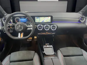 Mercedes-Benz A 250 e EQ Star AMG Line