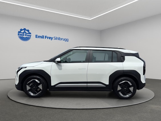 Vehicle image 4 Vehicle image 4