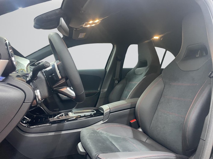 Vehicle image MERCEDES-BENZ A 250