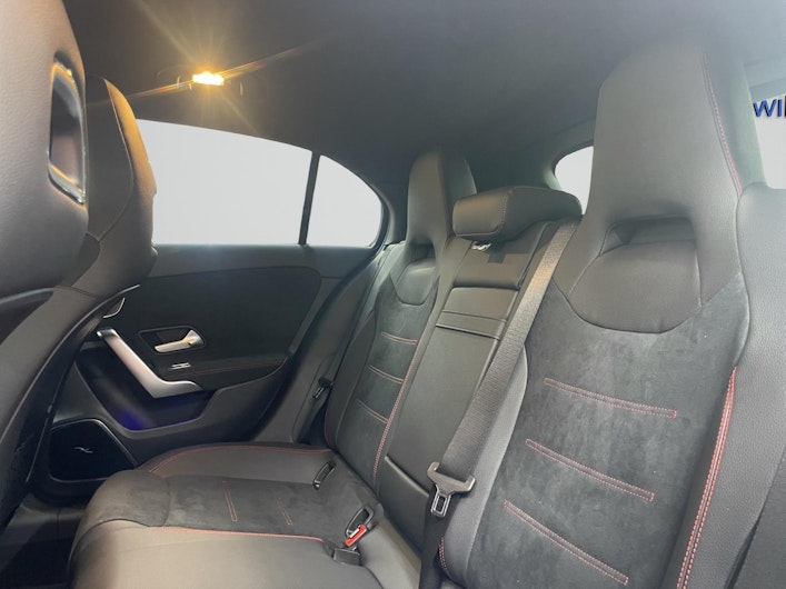 Vehicle image MERCEDES-BENZ A 250