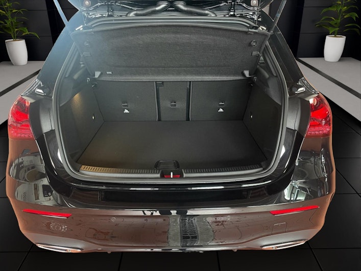 Vehicle image MERCEDES-BENZ A 250