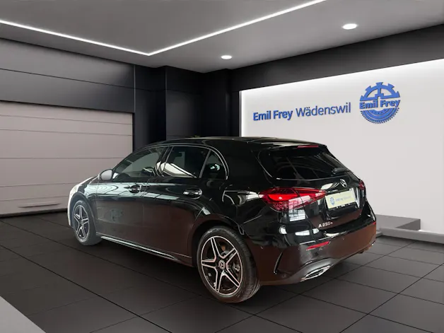 Mercedes-Benz A 250 e EQ Star AMG Line