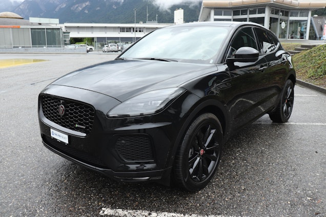 First vehicle image