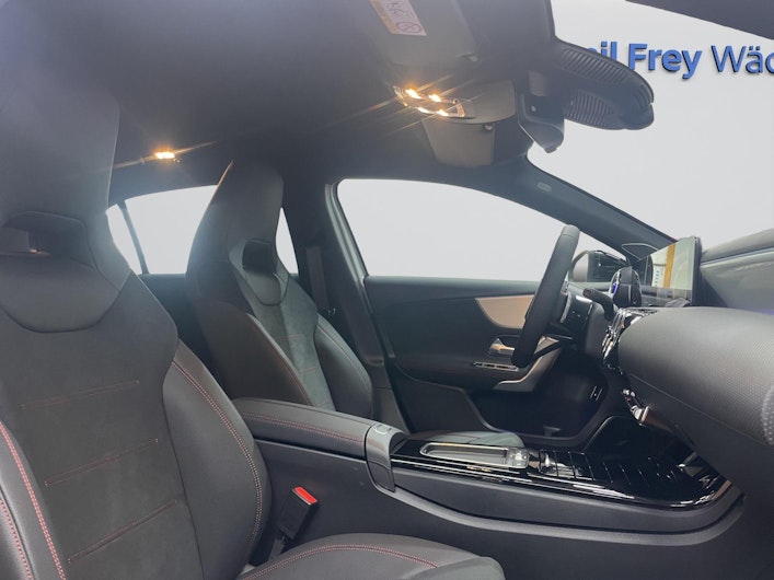 Vehicle image MERCEDES-BENZ A 250