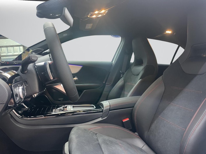 Vehicle image MERCEDES-BENZ A 250