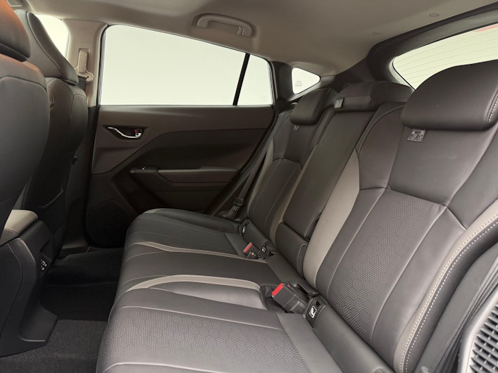 Vehicle image SUBARU CROSSTREK