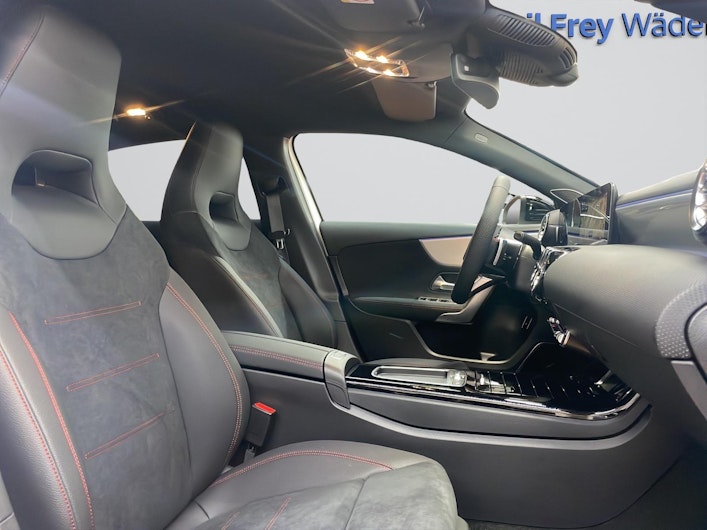 Vehicle image MERCEDES-BENZ A 250