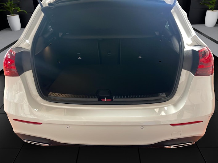 Vehicle image MERCEDES-BENZ A 250