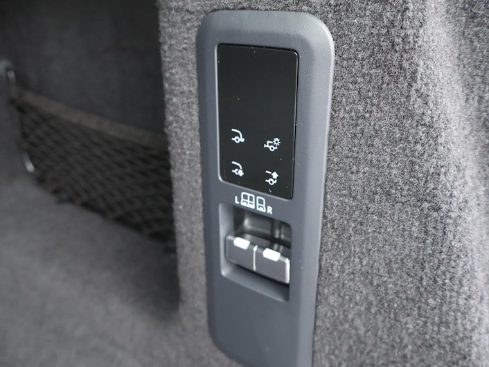 Vehicle image LAND ROVER RANGE ROVER SPORT