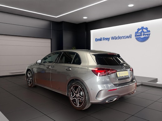 MERCEDES-BENZ A 250 e EQ Star AMG Line 3