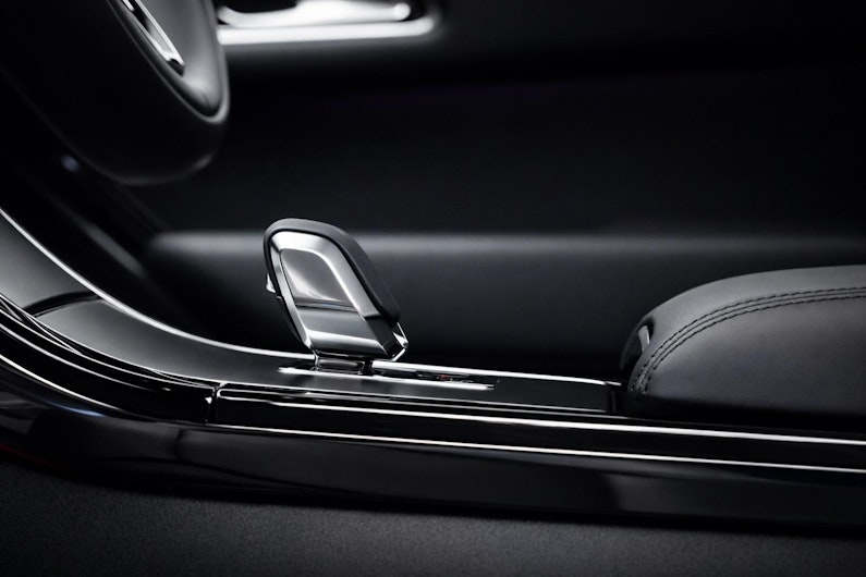 Vehicle image LAND ROVER RANGE ROVER VELAR