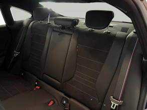 https://vehicle.imgix.net/3925196/ada51051-b6a8-46ec-8b78-0133e1cb11d2.jpg