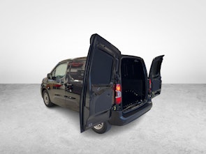 Vehicle image TOYOTA PROACE CITY Van L1 52KWh Active